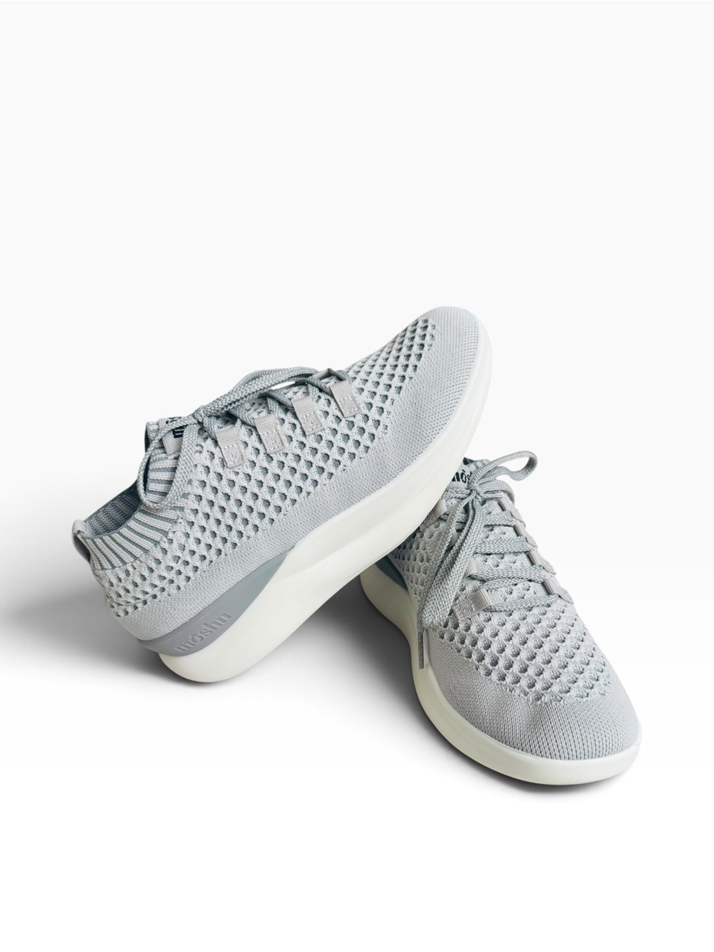 Moshm Vigor Women’s Knit Sneakers Light Gray White Size 8.5 Medium